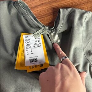 Mossimo Green T-Shirt